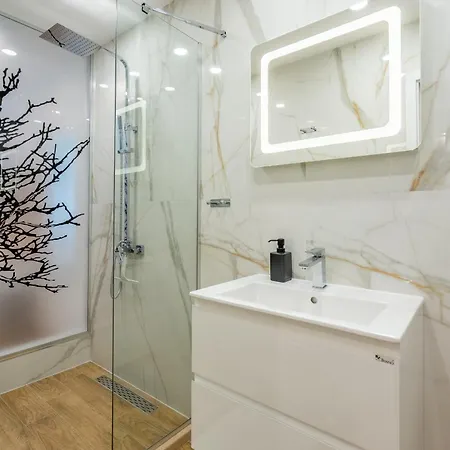 Zenith Apartment Sofia